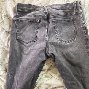 Isabel Maternity side panel, under belly distressed Maternity Jeggings Grey Wash